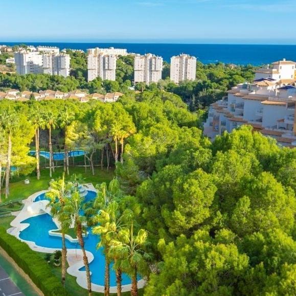Apartment In Campoamor Overlooking The Swimming Pool Buitenkant foto
