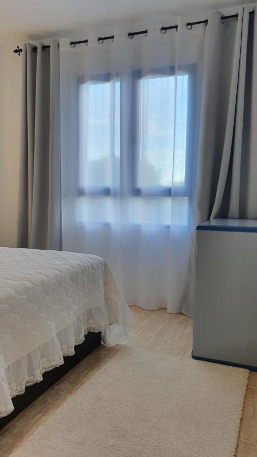 Apartment In Campoamor Overlooking The Swimming Pool Buitenkant foto